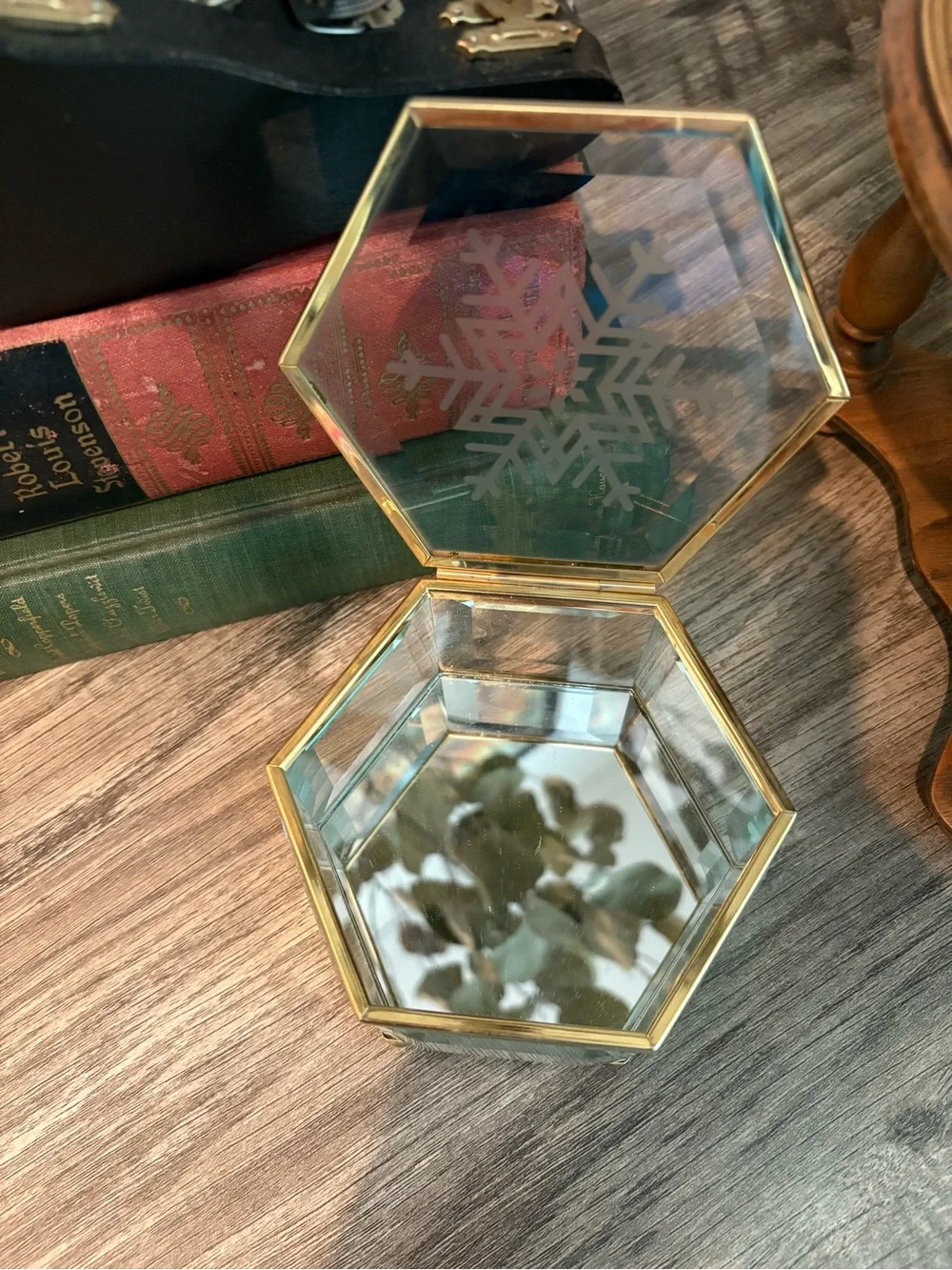Glass Hexagon Jewelry Box with Gold Trim - Snowflake Engraving, Clear